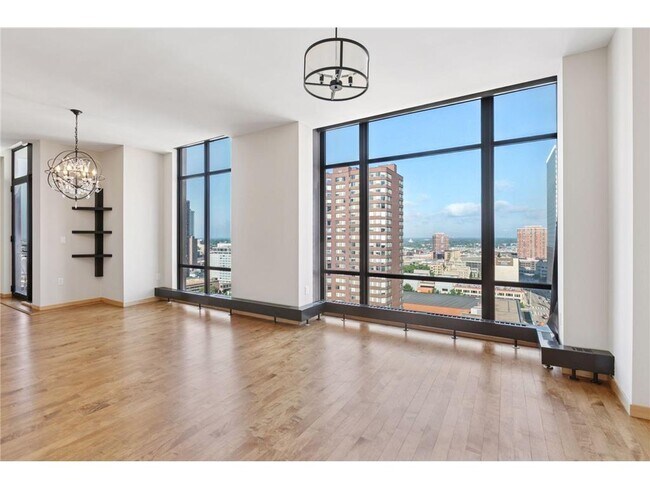 Building Photo - 201 S 11th St