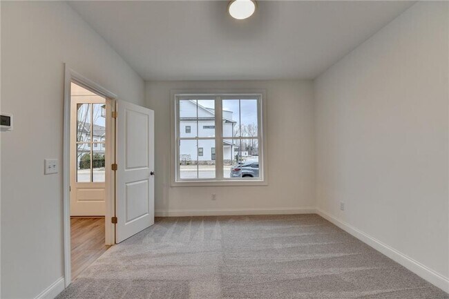 Building Photo - 5428 Howington Ct