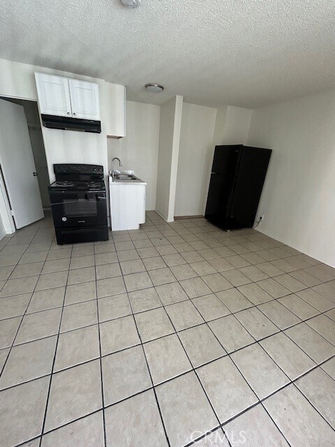 Building Photo - 686 E Cottonwood Rd