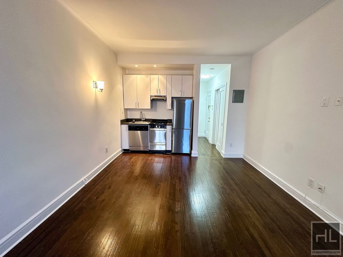 Building Photo - E 87 ST Near Lex. 4/5/6 & Q Train, Dishwasher & NO Broker's Fees!