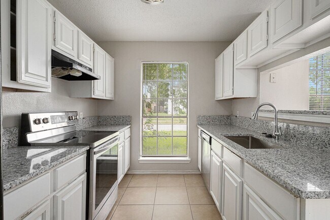 Building Photo - Beuatiful Home in Dallas County