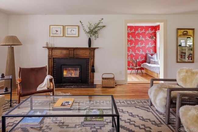 Building Photo - 243 Morton Rd