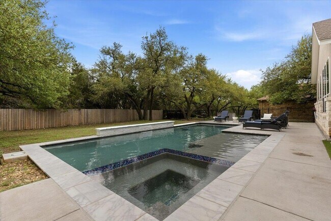 Building Photo - 101 Onion Creek Ln