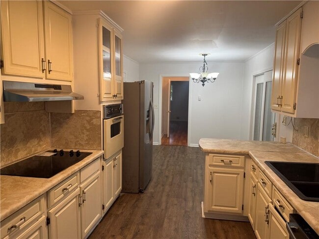 Building Photo - 4254 Burleigh Dr