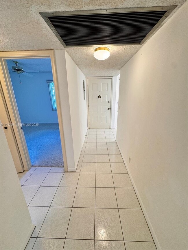 Building Photo - 1251 SW 125th Ave