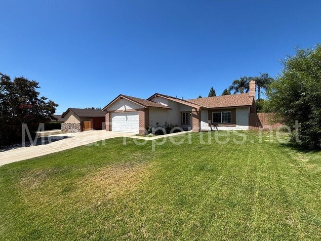 Building Photo - 6632 Bandola St