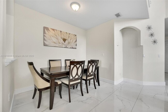 Building Photo - 10191 NW 32nd Terrace