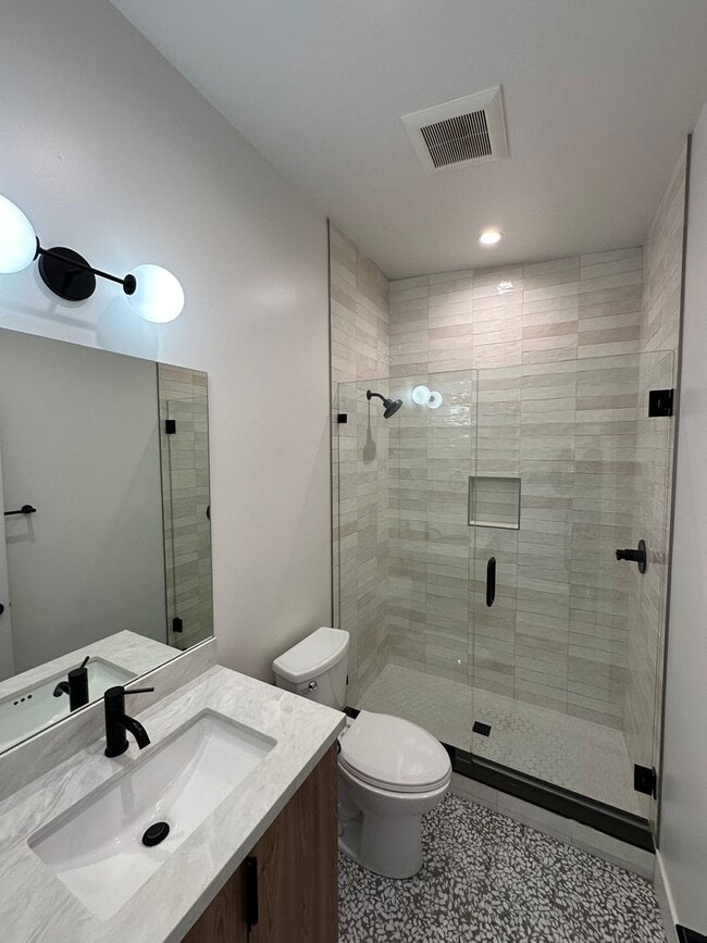 Building Photo - 2320 F St