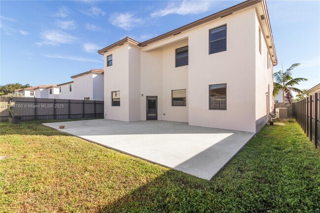 Building Photo - 22664 SW 130th Ave