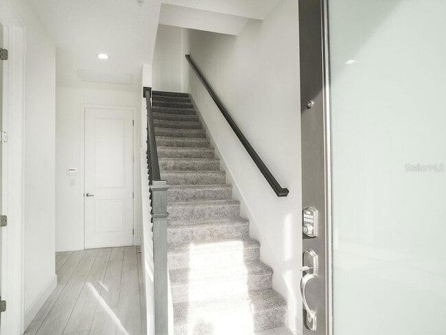 Building Photo - 2050 Packing District Wy