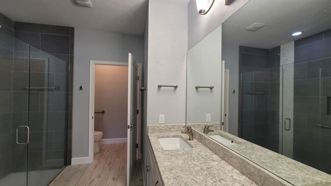 Building Photo - 1088 NW 126 Way