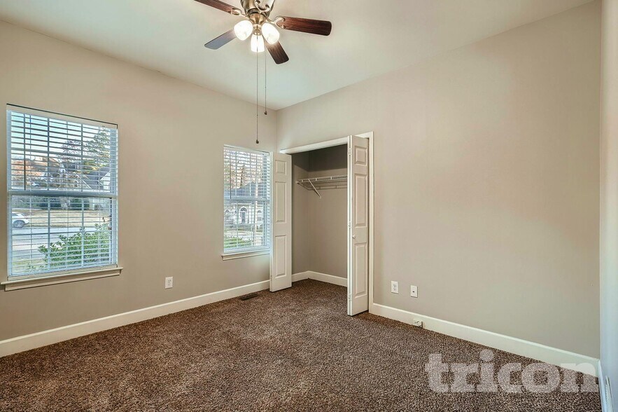 Building Photo - 9235 Raleigh Way