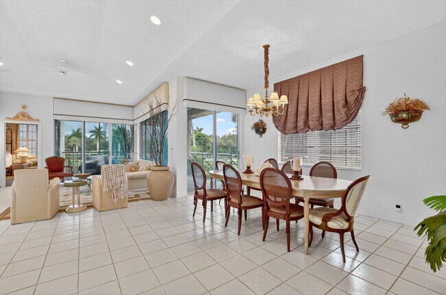 Building Photo - 5184 Lake Catalina Dr