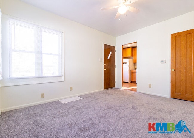 Building Photo - 839 14th St NE