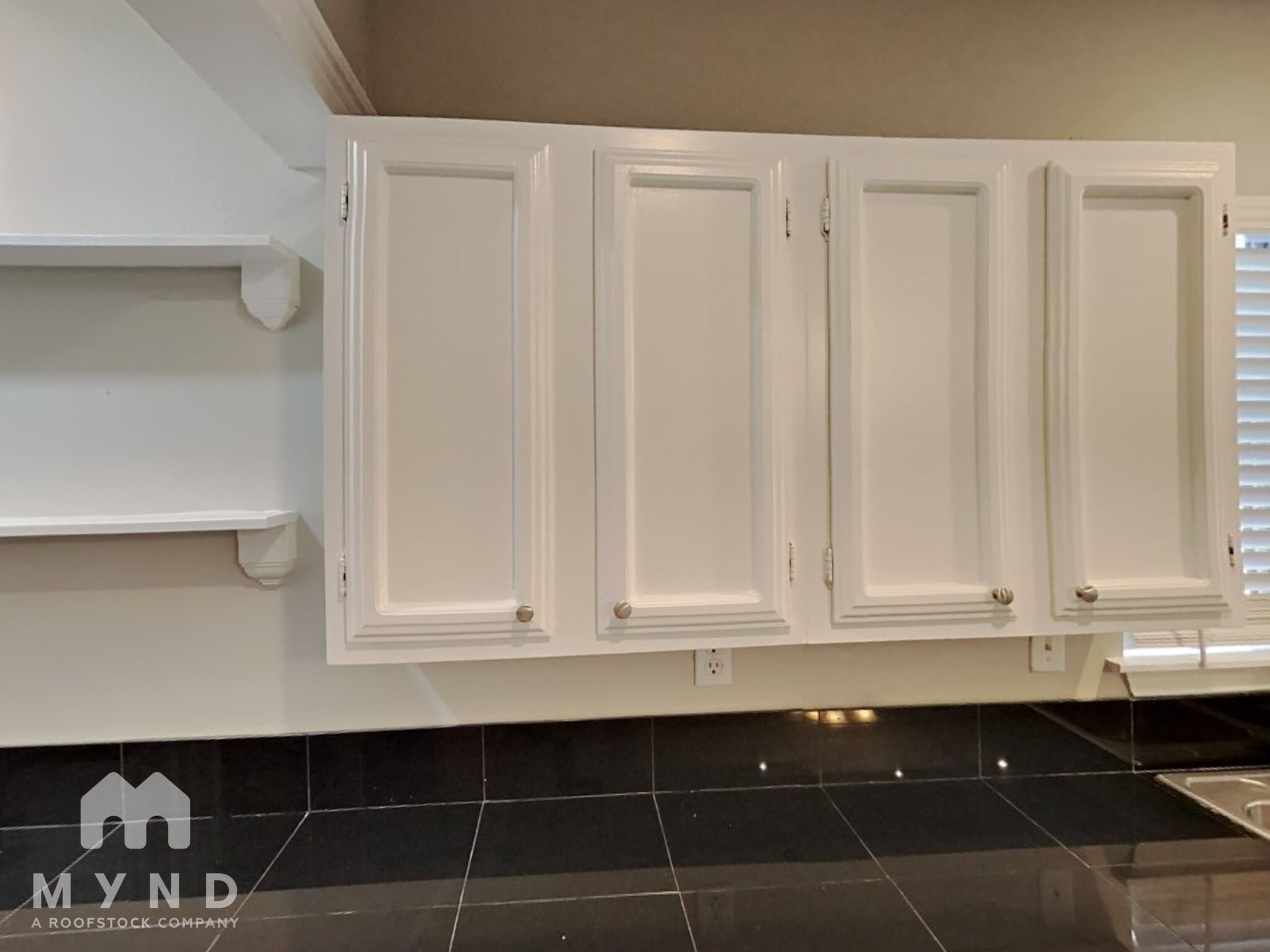 Building Photo - 9150 Park Trail