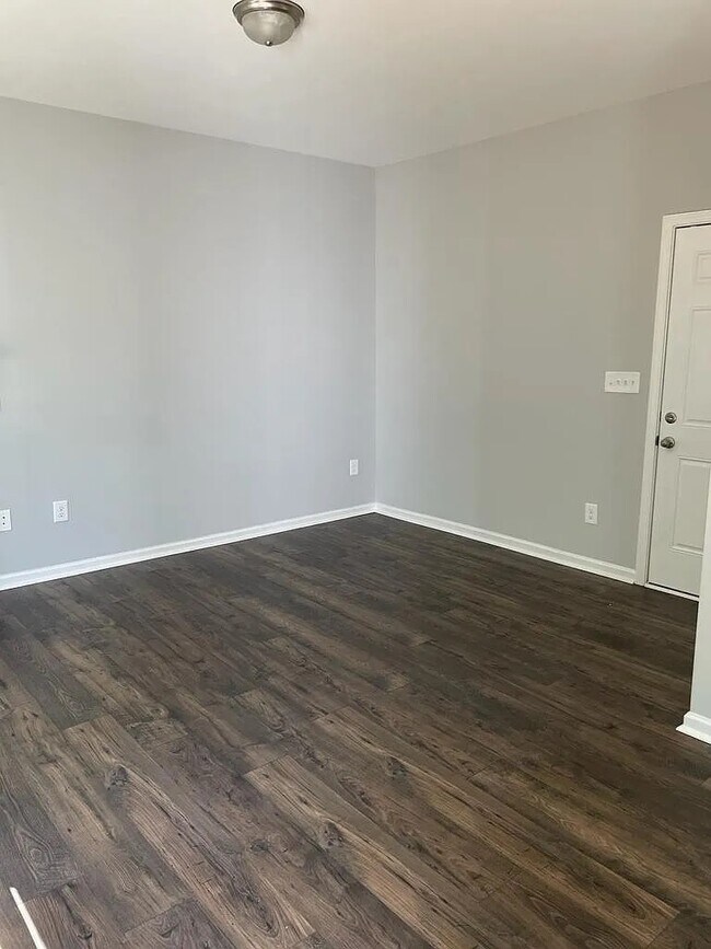 Building Photo - 103 Stewarts Knob Dr