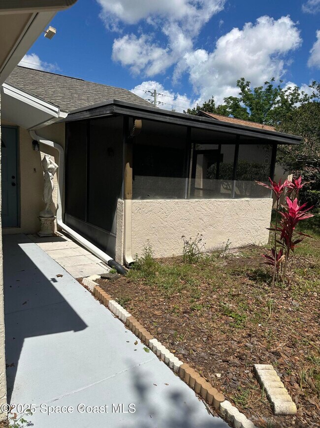 Building Photo - 3694 Brentwood Ct