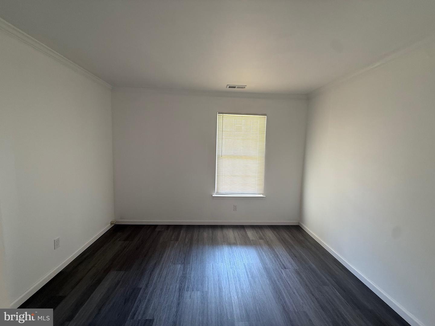 Building Photo - 1705A Heatherstone Ct