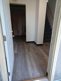 Building Photo - 1850 Lake St