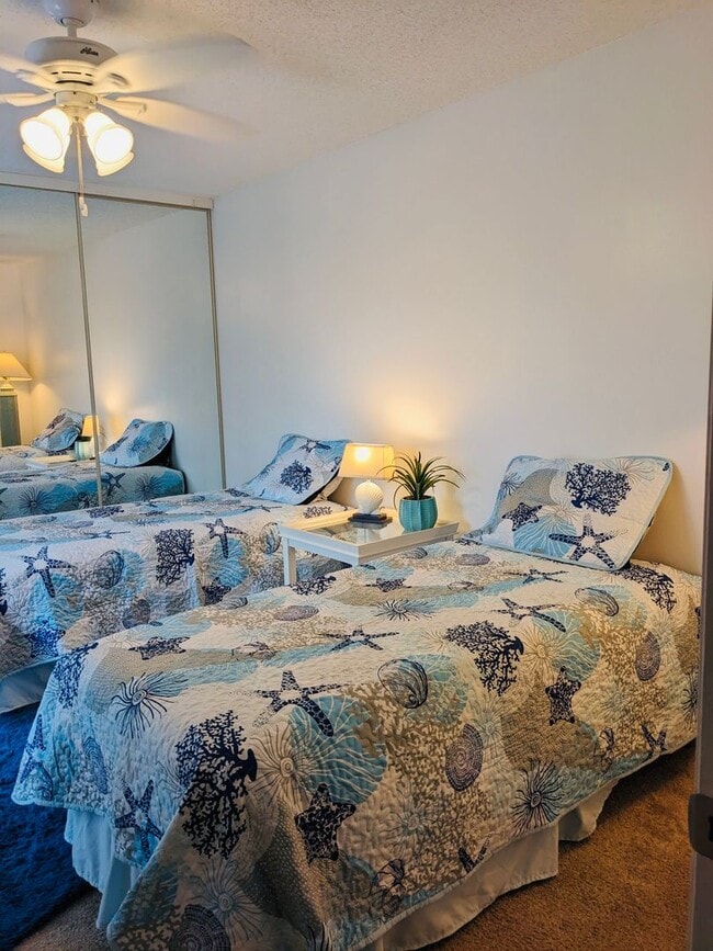 Building Photo - 2/2.5 Stuart Townhome near Intracoastal