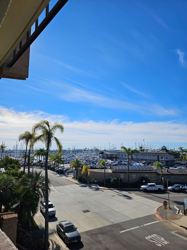 Building Photo - Live at Le Rondelet - Two Bedrooms and Views!