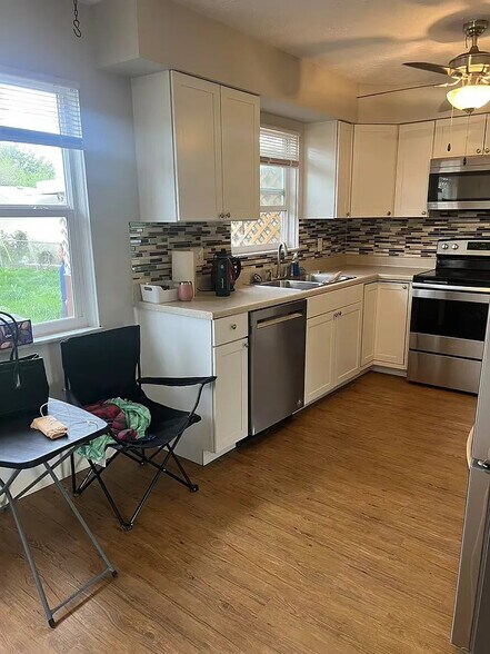 Building Photo - 1492 Garywood Ave