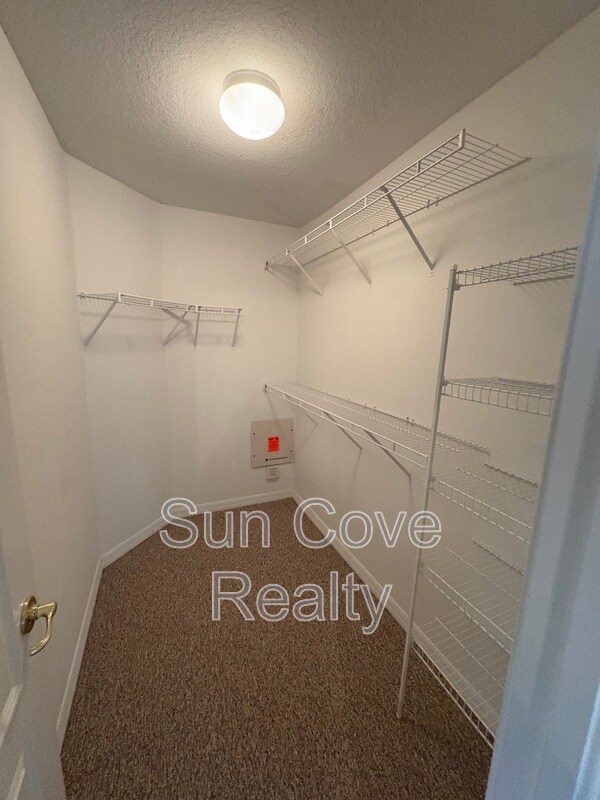 Building Photo - 31032 Stone Arch Ave