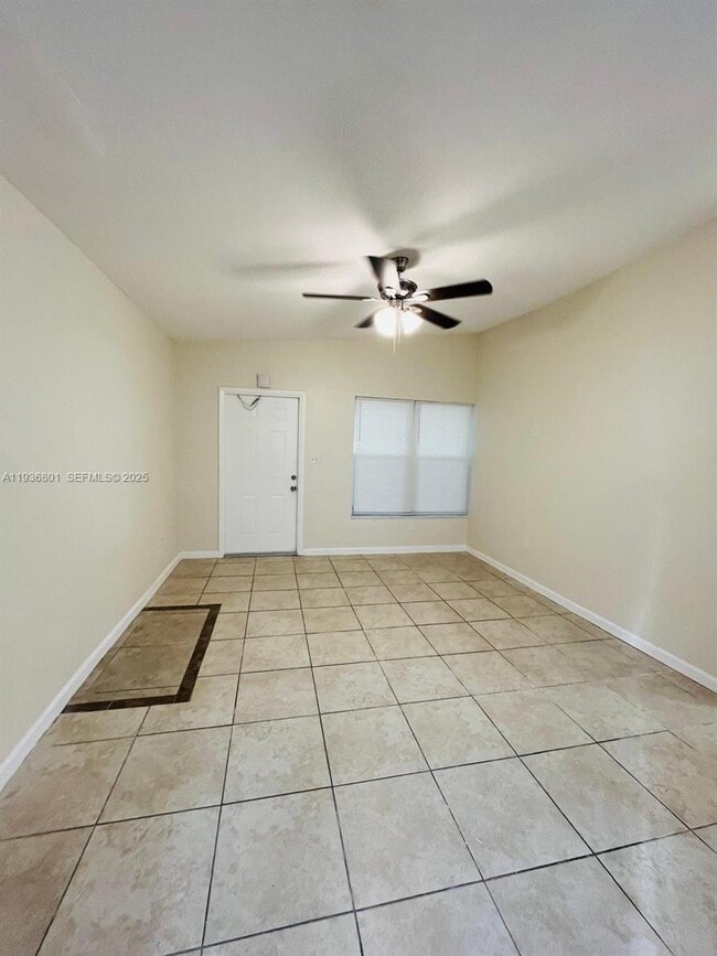 Building Photo - 501 Carolina Ave