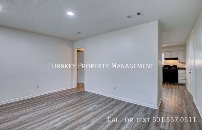 Building Photo - 8901 Tanya Dr
