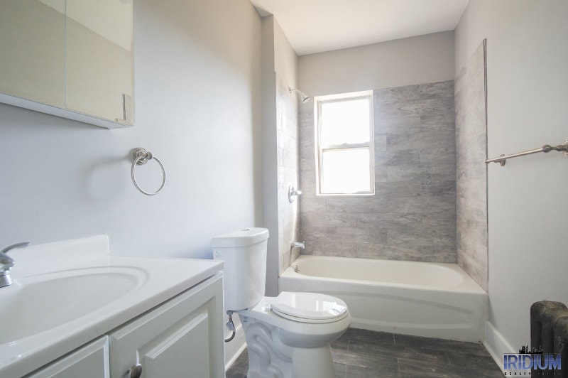 Building Photo - 471 Madison Ave