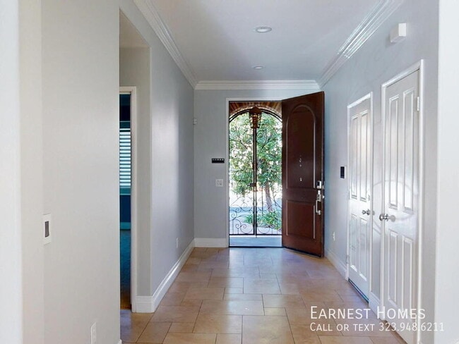 Building Photo - 19320 Carranza Ln