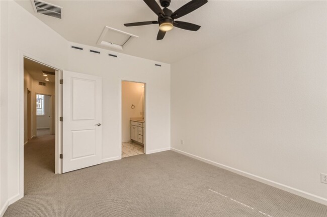 Building Photo - Single Family 3 Bed, 3 Bath Paired-Home in...