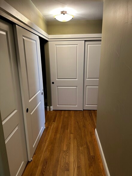 Master Bedroom Entryway - 1625 Larimer St