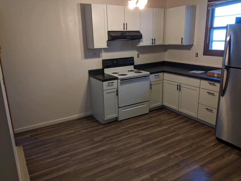 Kitchen - 1122 27th St