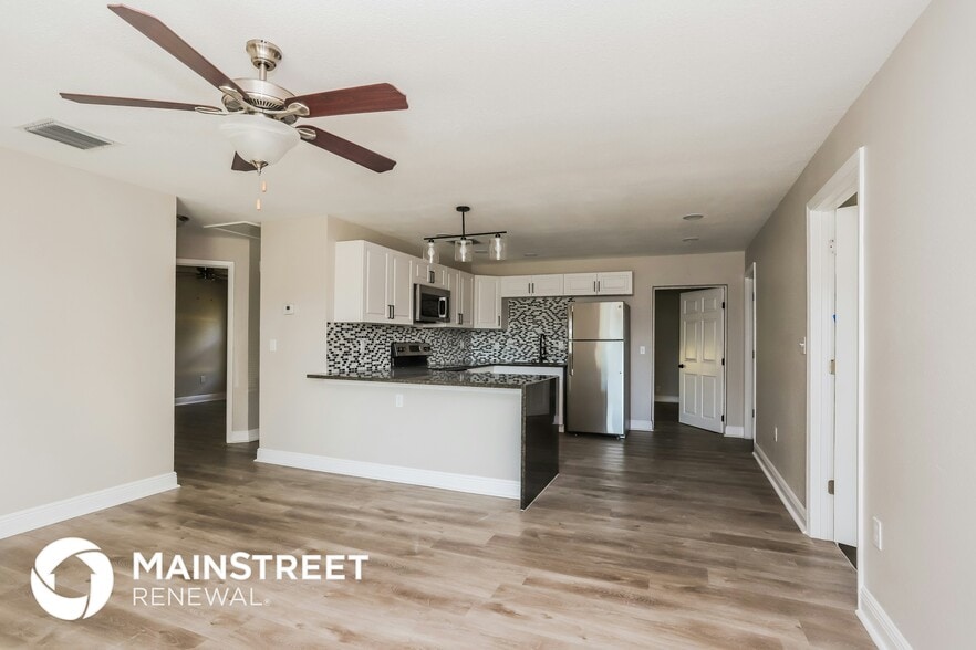 Building Photo - 3750 Mendocino St