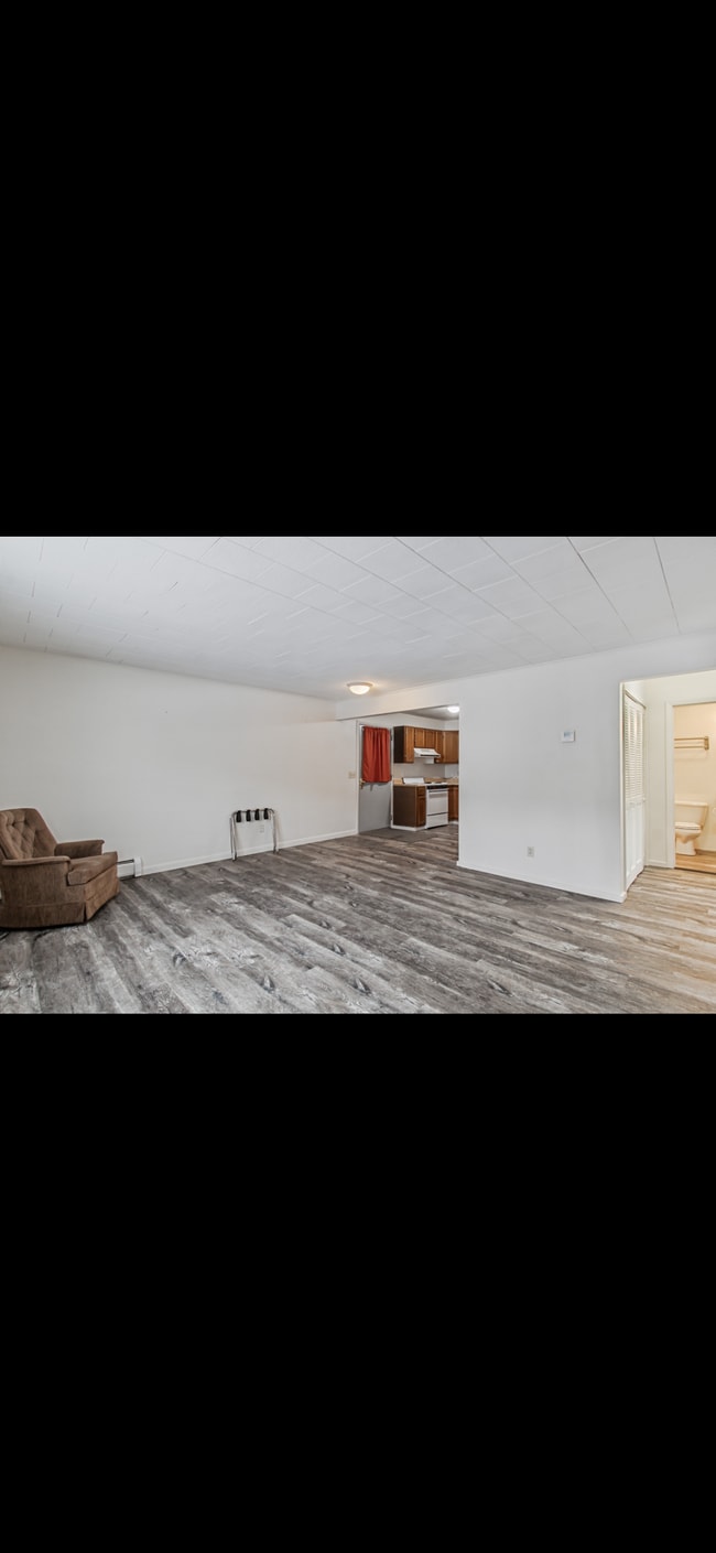 Building Photo - Waterville Post Office