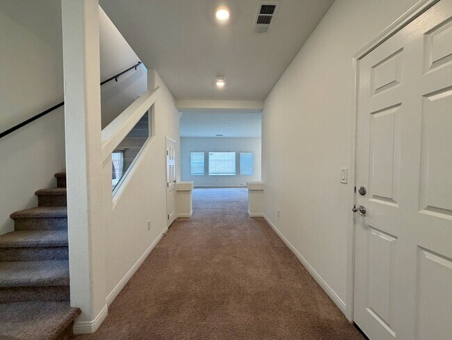 Building Photo - BEAUTIFUL 5 BED 3.5 BATH 3-STORY SINGLE FAMILY HOME WITH 2-CAR GARAGE, SUPER-SIZED LOFT & LOW-MAI...