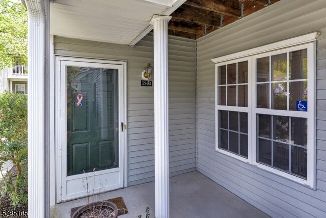 Building Photo - 5803 Tudor Dr