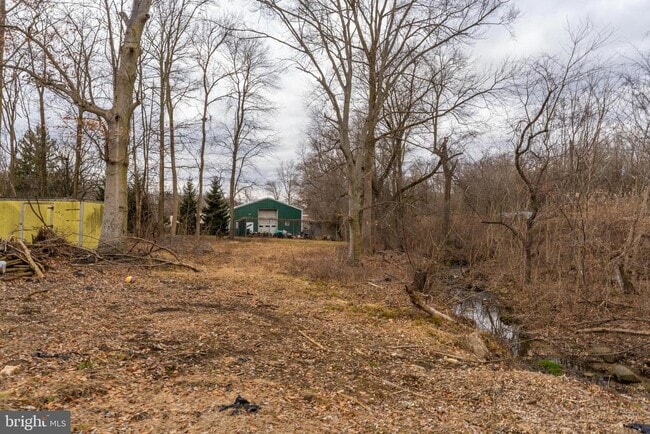 Building Photo - 801 Bethel Ave