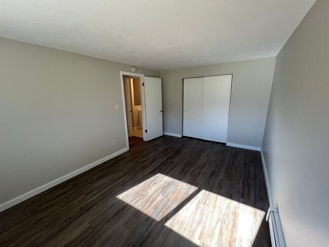 Building Photo - Laporte1850 (KC-LN-KB)