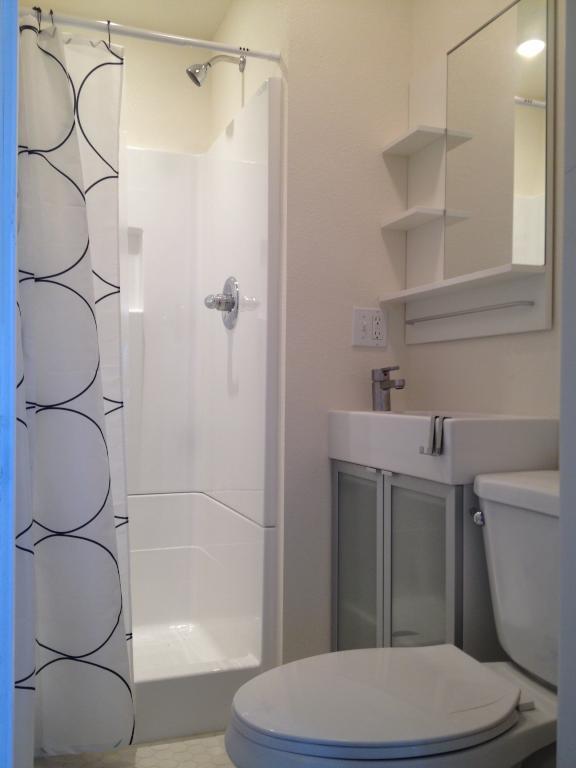 Building Photo - 415 W Avenue 37