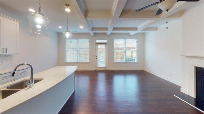 Building Photo - 2248 Mulsanne Dr