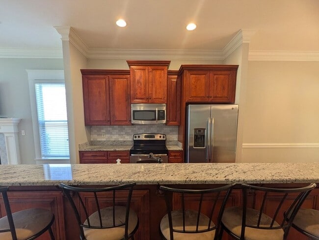 Building Photo - 124 Pepperdine Ct
