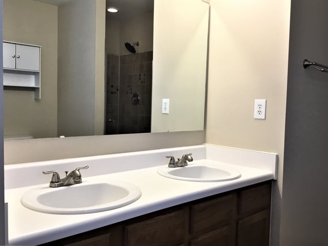 Building Photo - 517 Lindsborg Trl