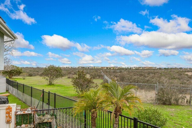 Building Photo - Stunning Home for Rent in Tierra Mesa, Sorrento Valley