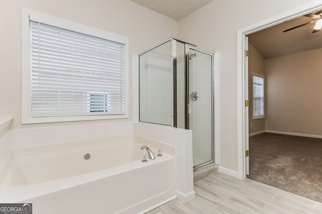 Building Photo - 1213 Winwood Dr