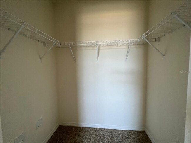 Building Photo - 1065 Blue Jay Dr