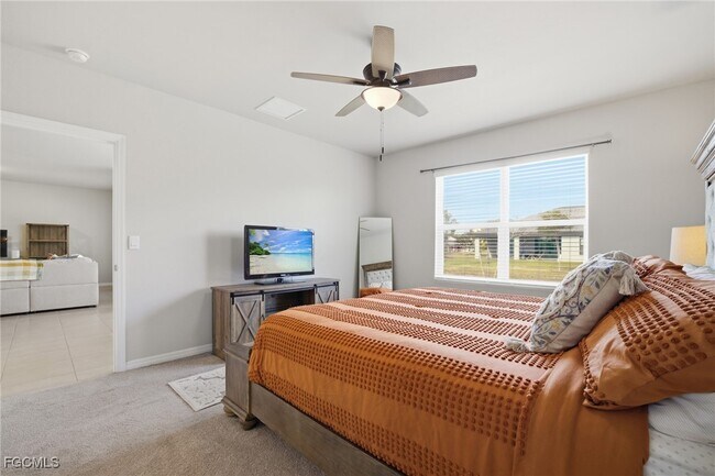 Building Photo - 1917 SW 4th St