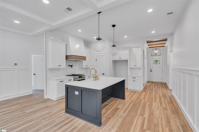 Building Photo - 4018 Old Williamston Rd