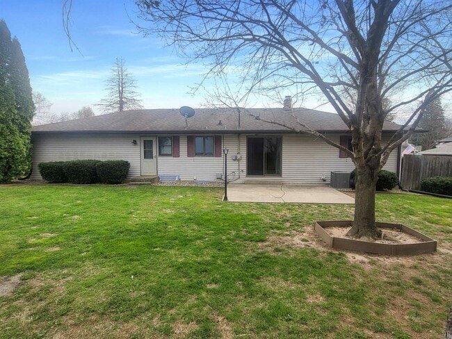 Building Photo - 445 Peach St